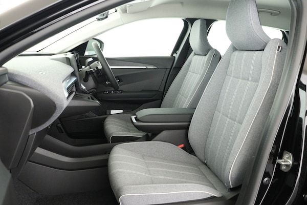 Used Renault Megane E Tech 2024 for sale - 75771532: Photo 10