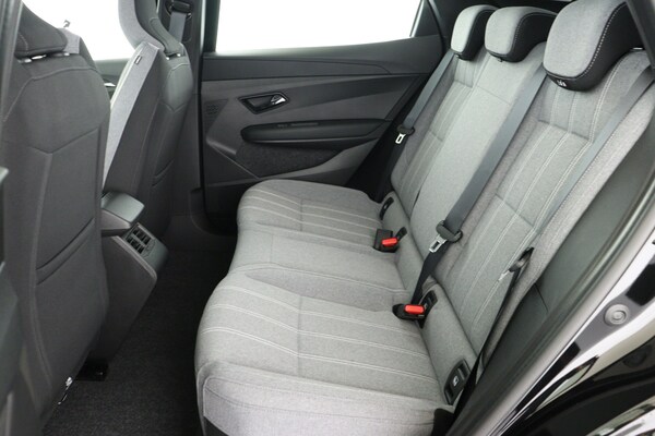 Used Renault Megane E Tech 2024 for sale - 75771532: Photo 12