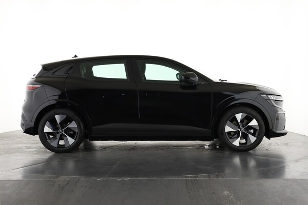Used Renault Megane E Tech 2024 for sale - 75771532: Photo 4