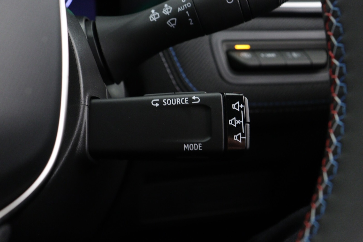 Used Renault Captur 2026 for sale - 76870772: Photo 24