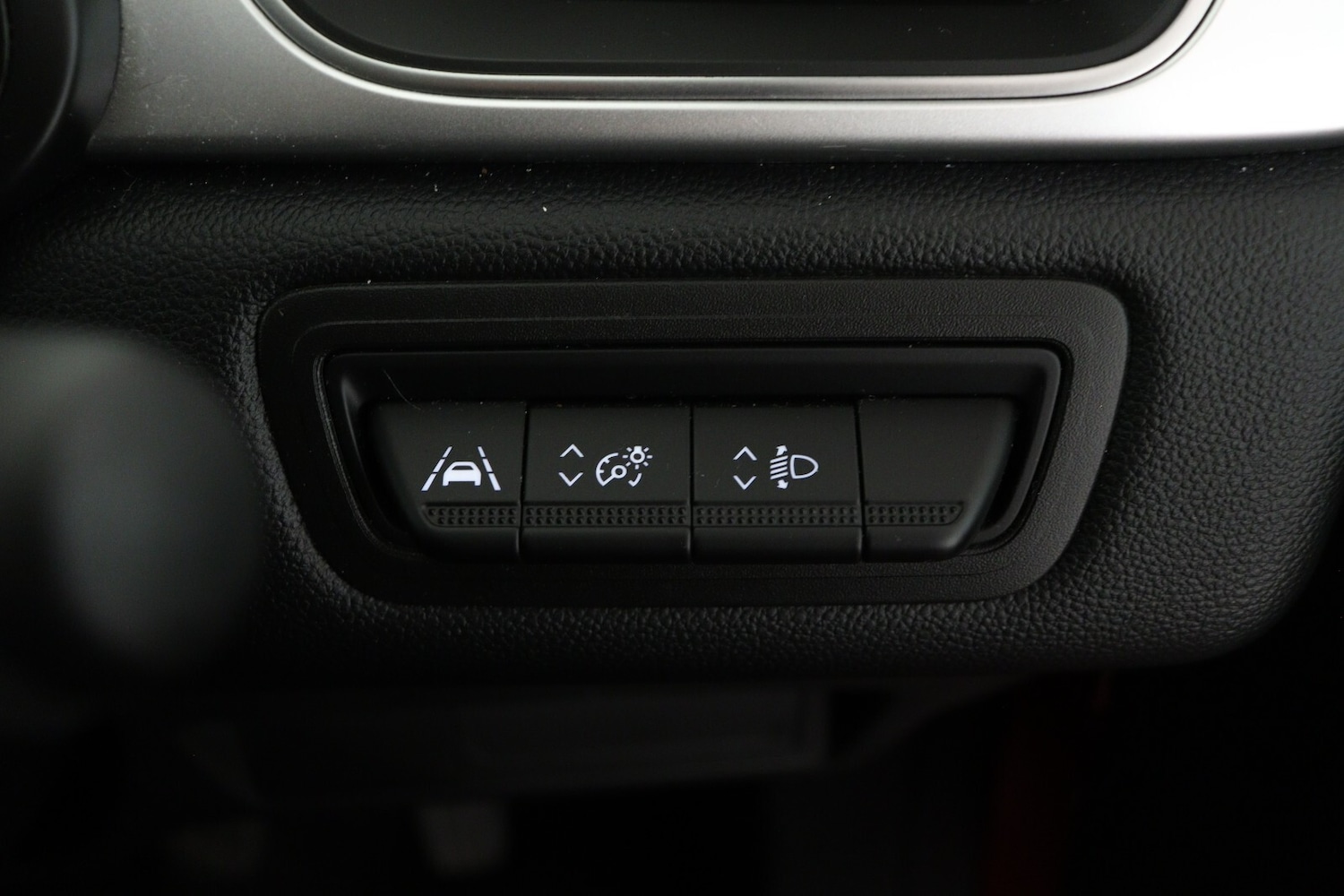 Used Renault Captur 2023 for sale - 76870701: Photo 22