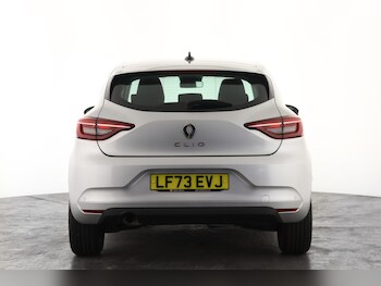 Used Renault Clio 2023 for sale - 77848047: Photo