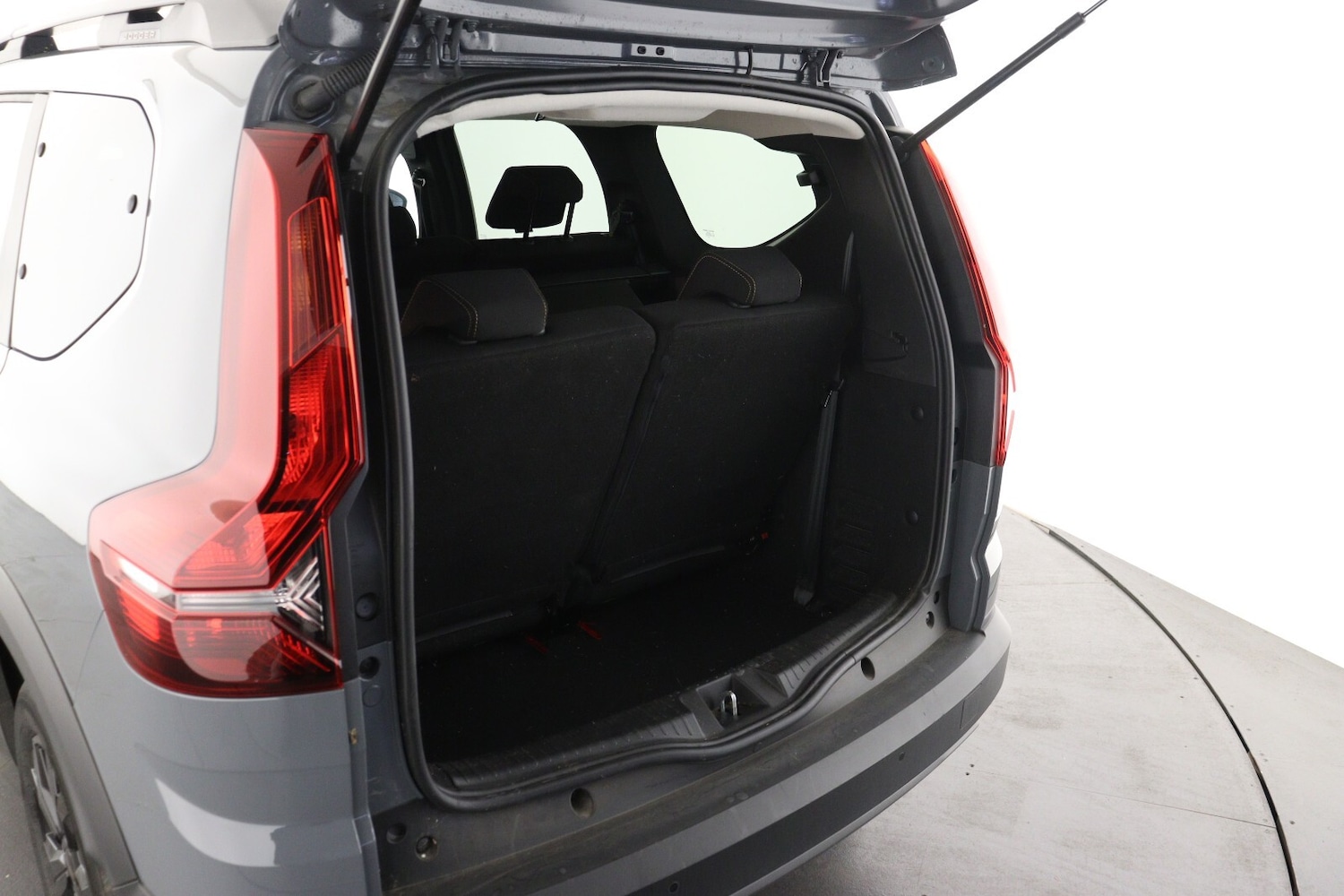 Used Dacia Jogger 2025 for sale - 76869741: Photo 10