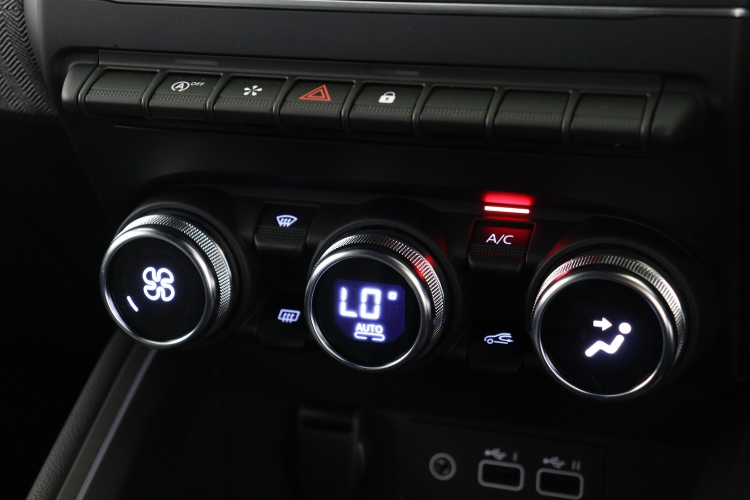 Used Renault Clio 2025 for sale - 76255008: Photo 15