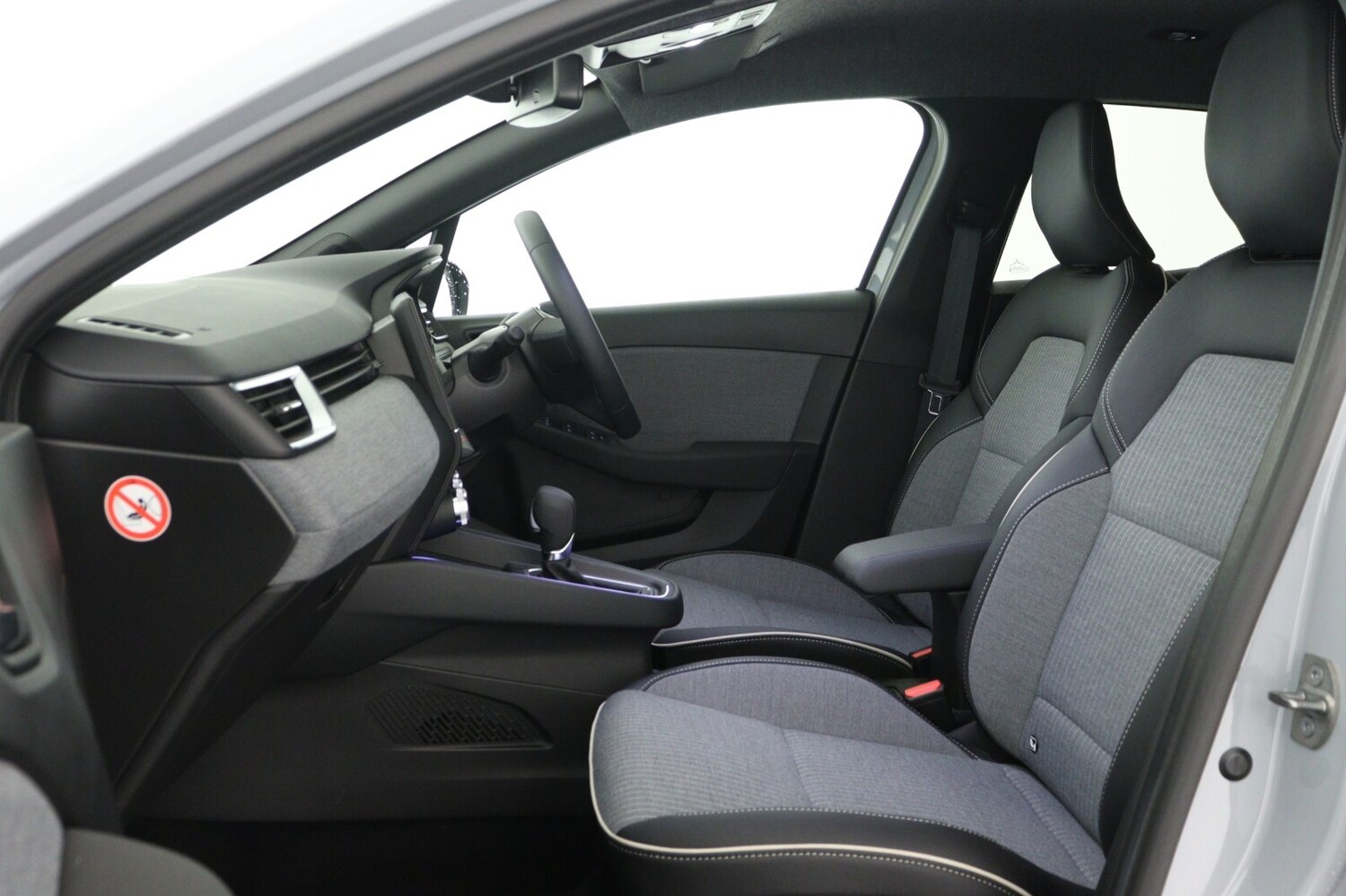 Used Renault Clio 2024 for sale - 76066912: Photo 12