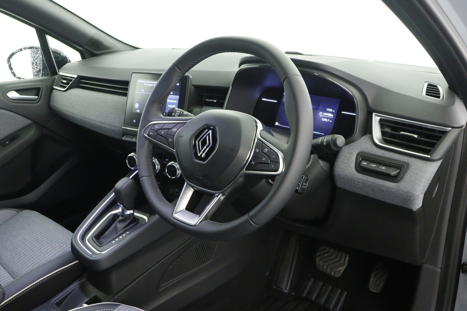Used Renault Clio 2024 for sale - 76066912: Photo 14