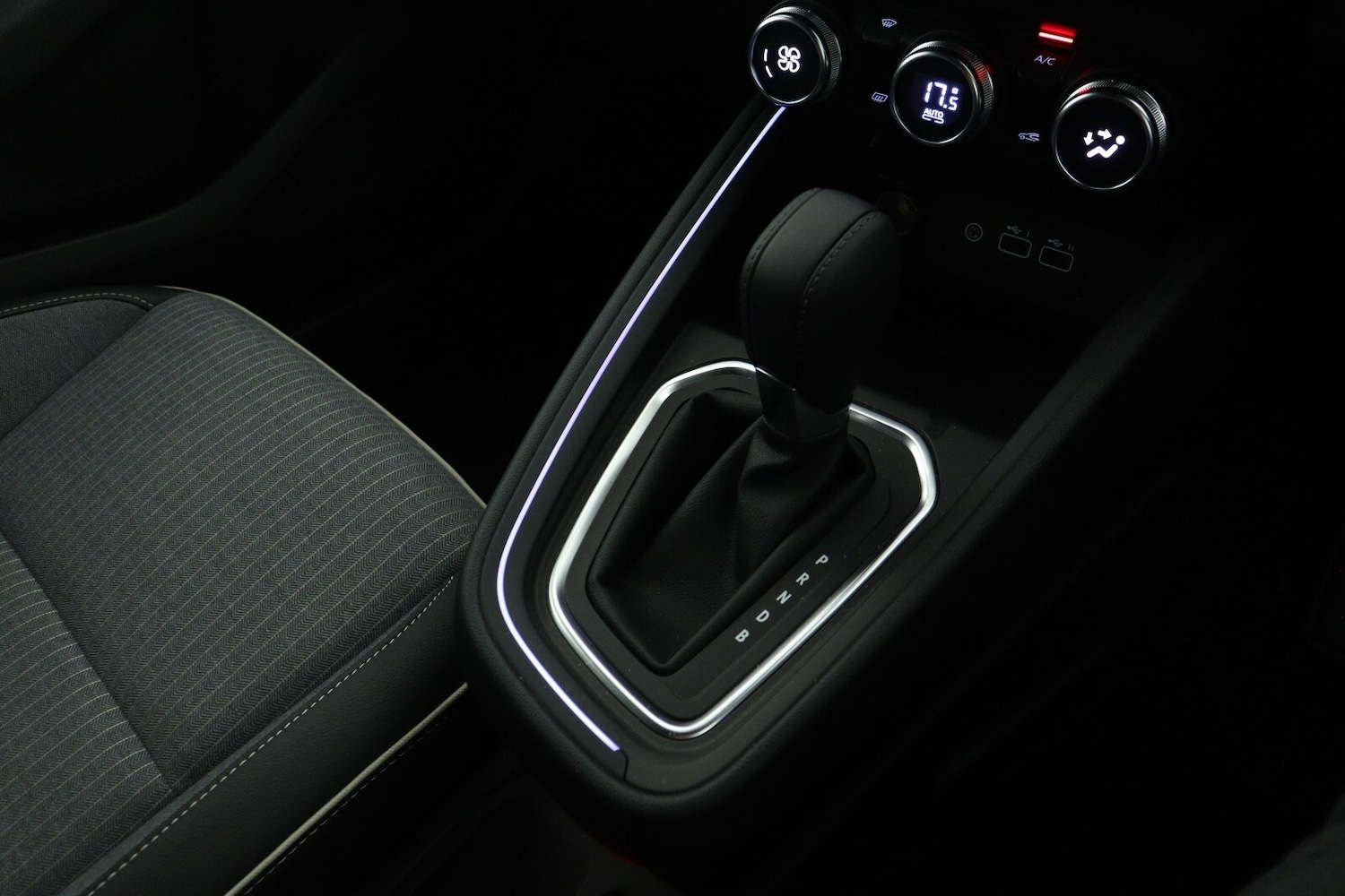 Used Renault Clio 2024 for sale - 76066912: Photo 16