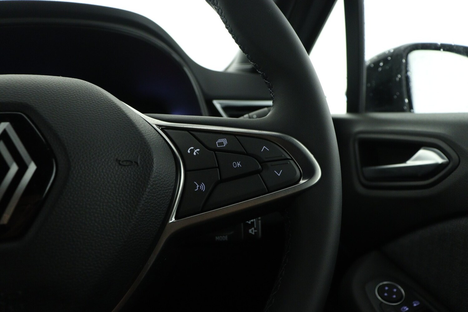 Used Renault Clio 2024 for sale - 76066912: Photo 20