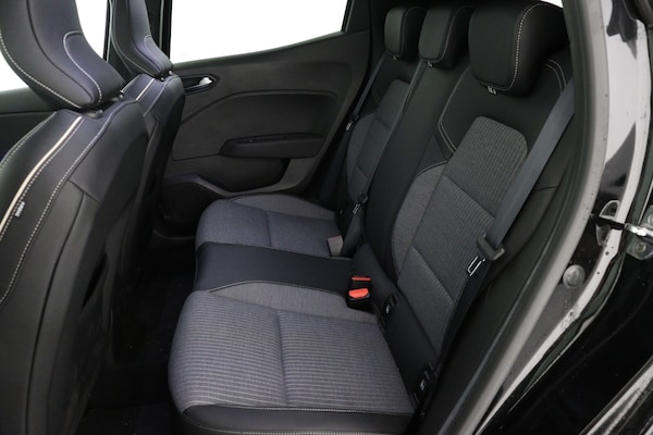 Used Renault Clio 2021 for sale - 75763467: Photo 47