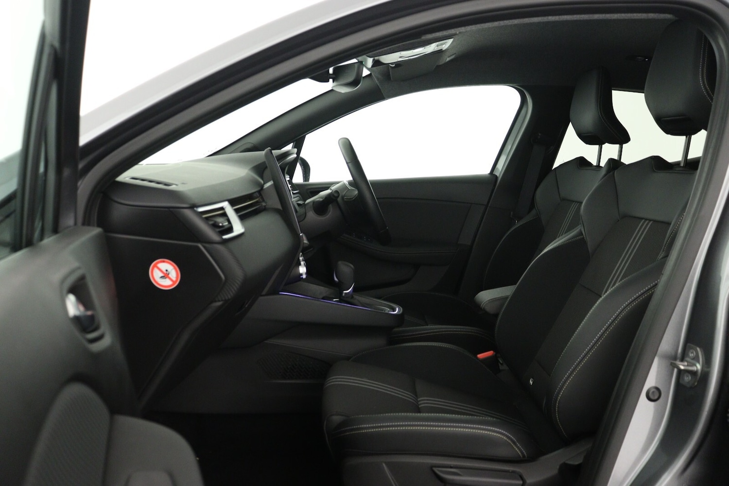Used Renault Clio 2023 for sale - 76055637: Photo 12