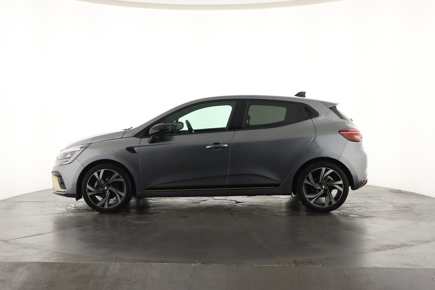 Used Renault Clio 2023 for sale - 76055637: Photo 8