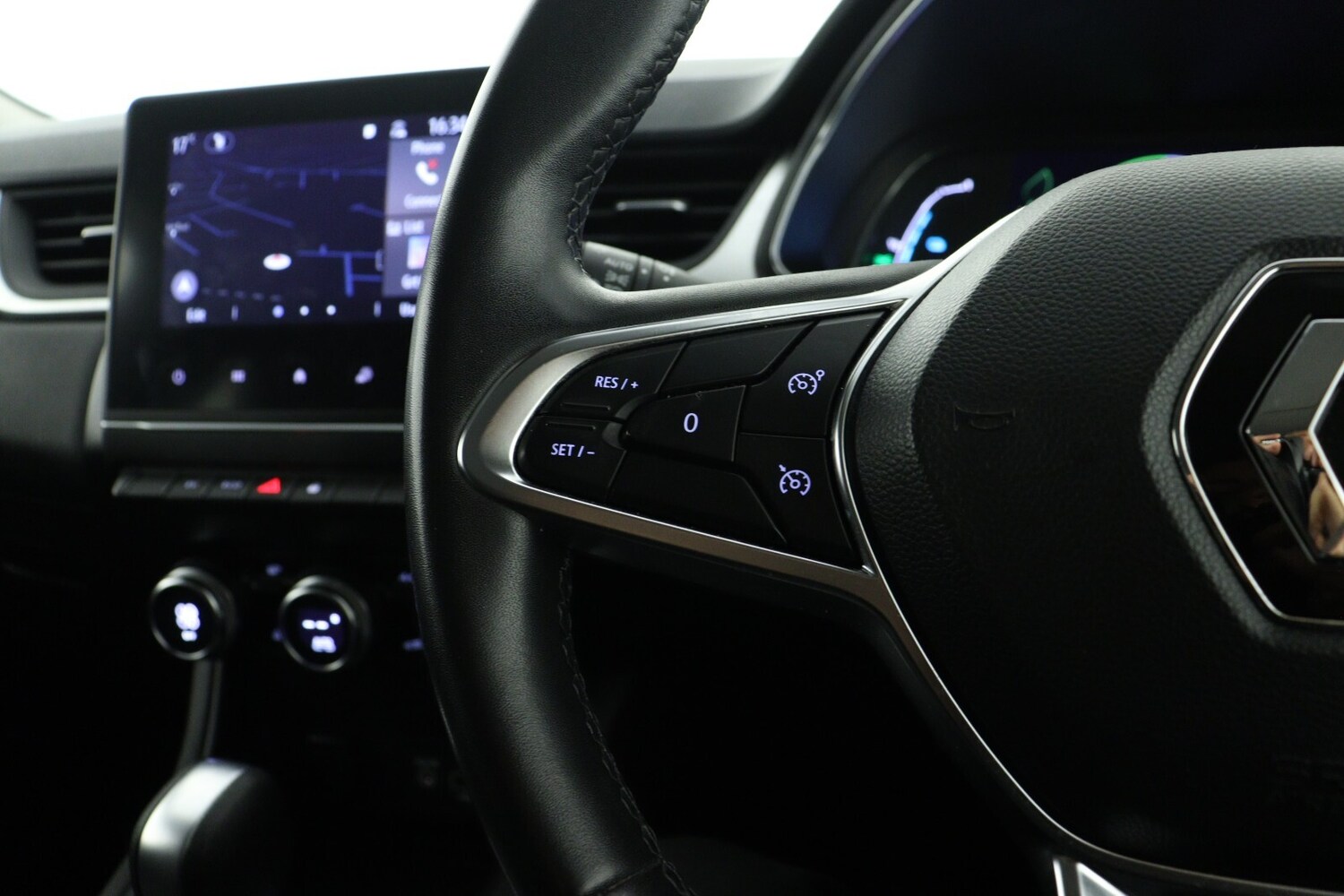 Used Renault Captur 2022 for sale - 77552304: Photo 18