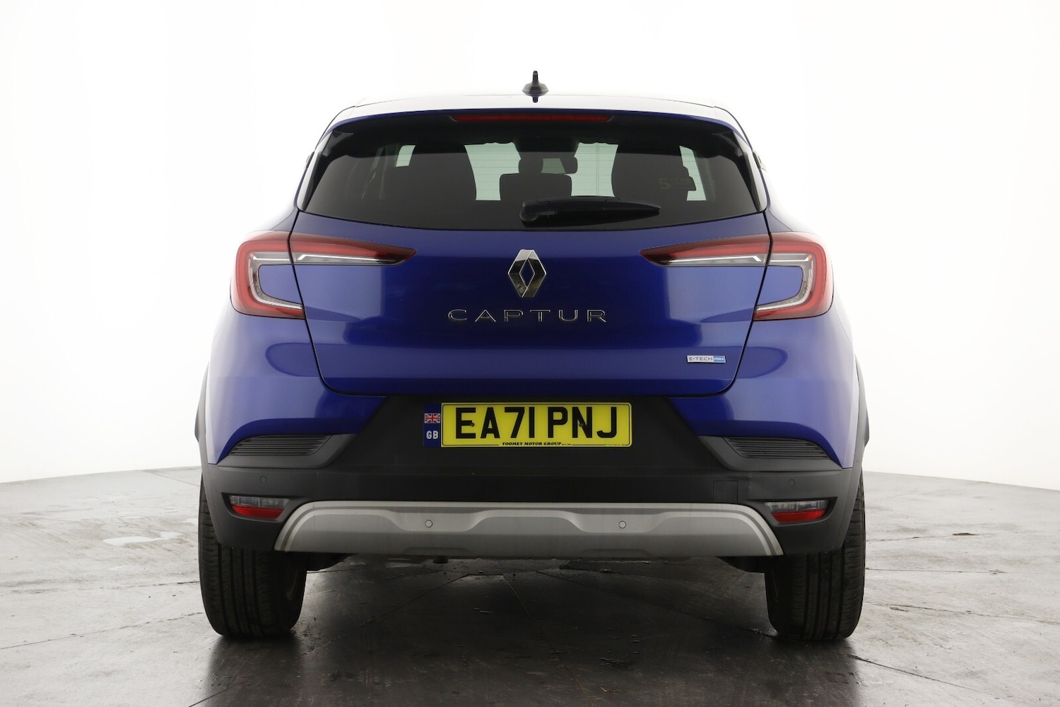 Used Renault Captur 2022 for sale - 77552304: Photo 2