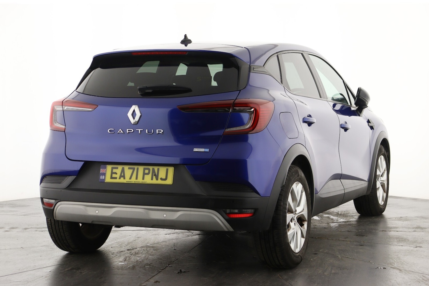 Used Renault Captur 2022 for sale - 77552304: Photo 3