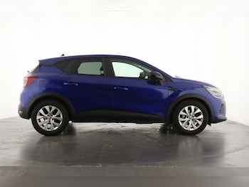 Used Renault Captur 2022 for sale - 77552304: Photo