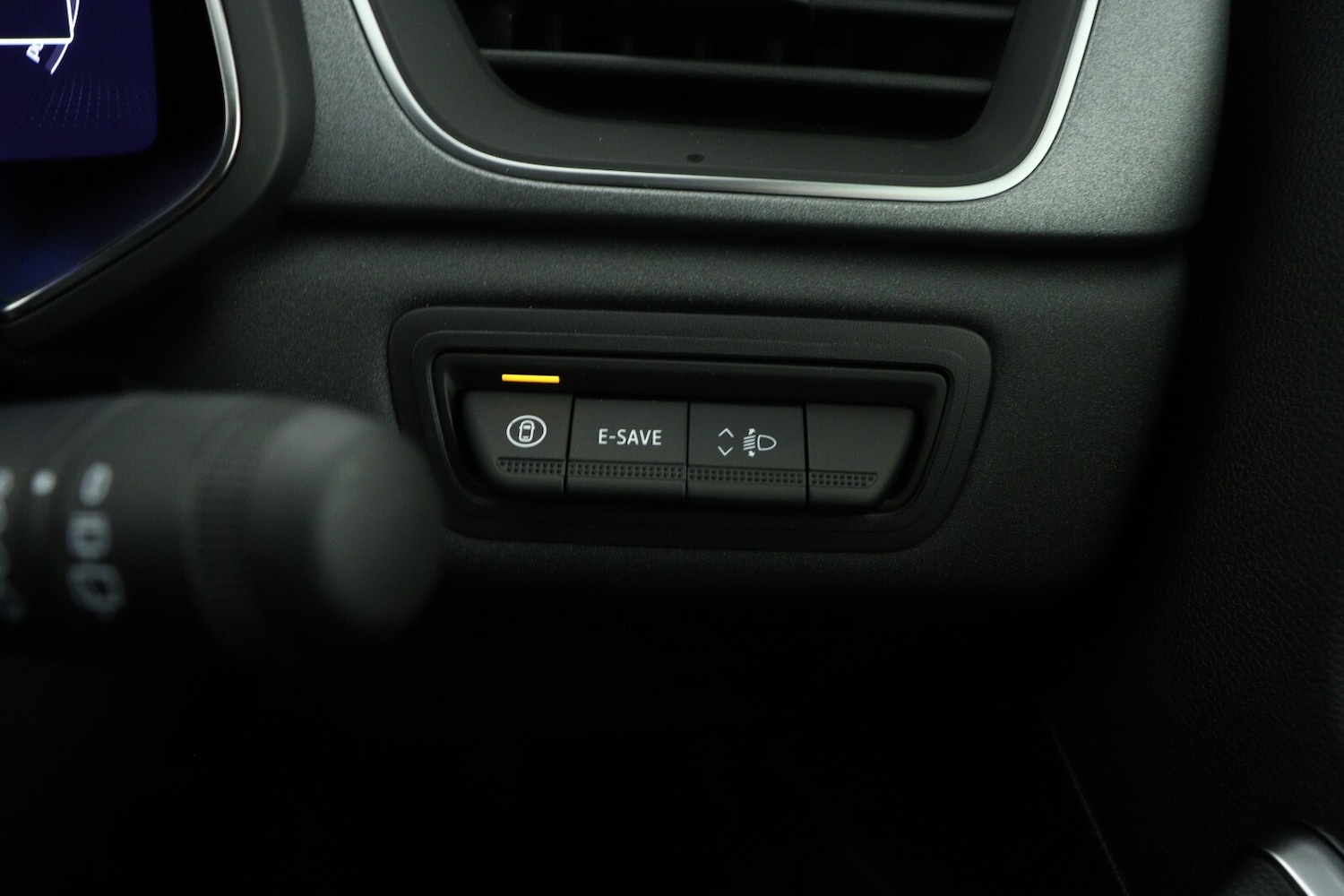 Used Renault Captur 2025 for sale - 76869700: Photo 25