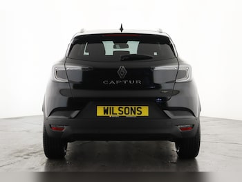 Used Renault Captur 2025 for sale - 76869700: Photo