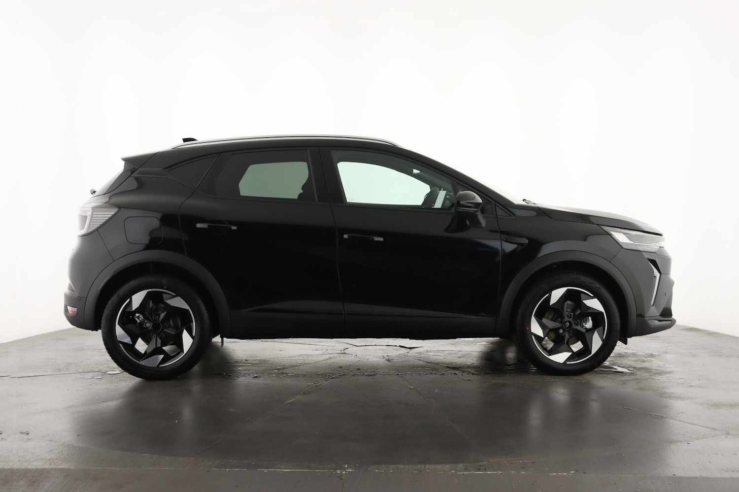 Used Renault Captur 2025 for sale - 76869700: Photo 4