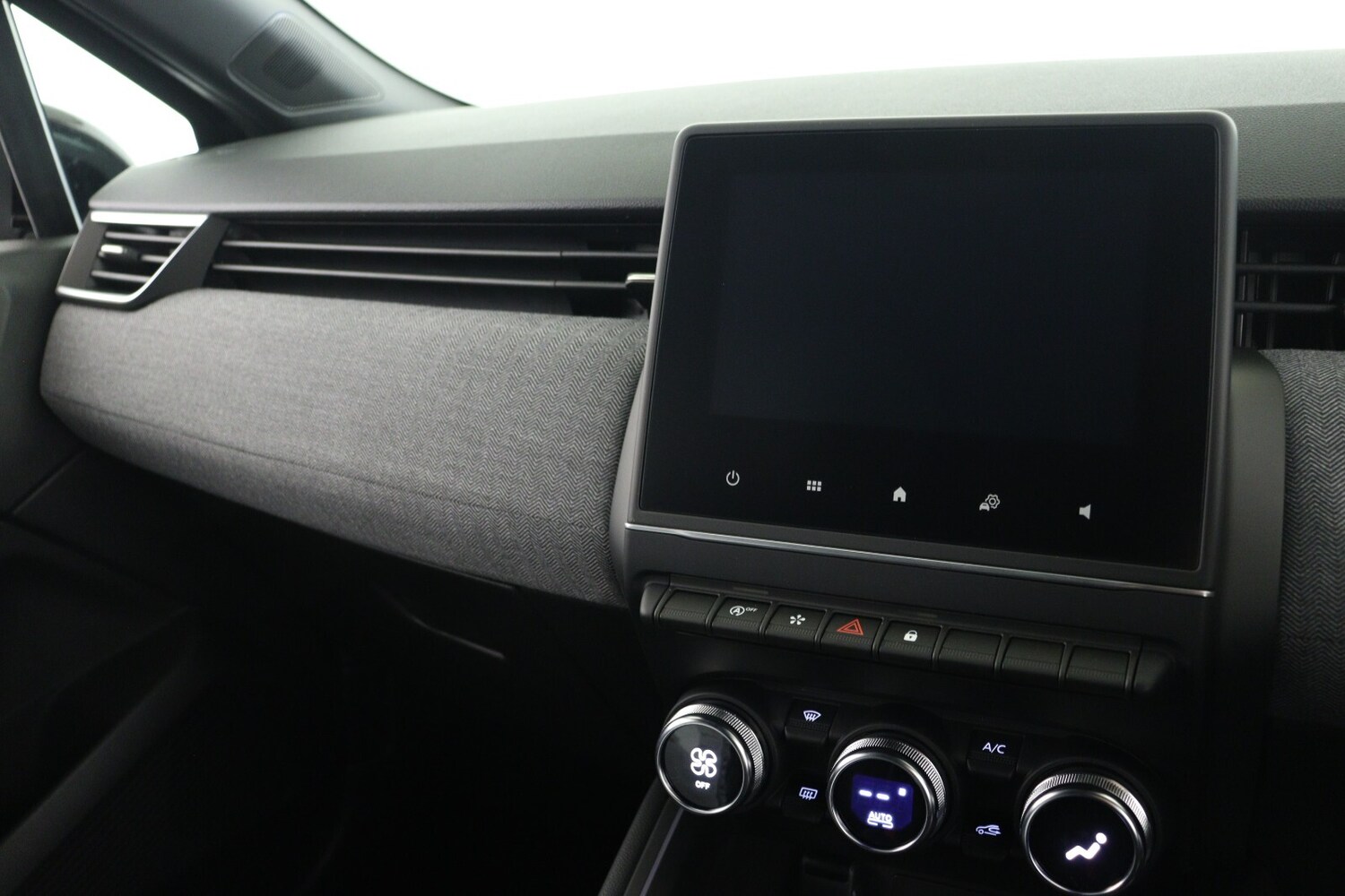 Used Renault Clio 2026 for sale - 77084901: Photo 14