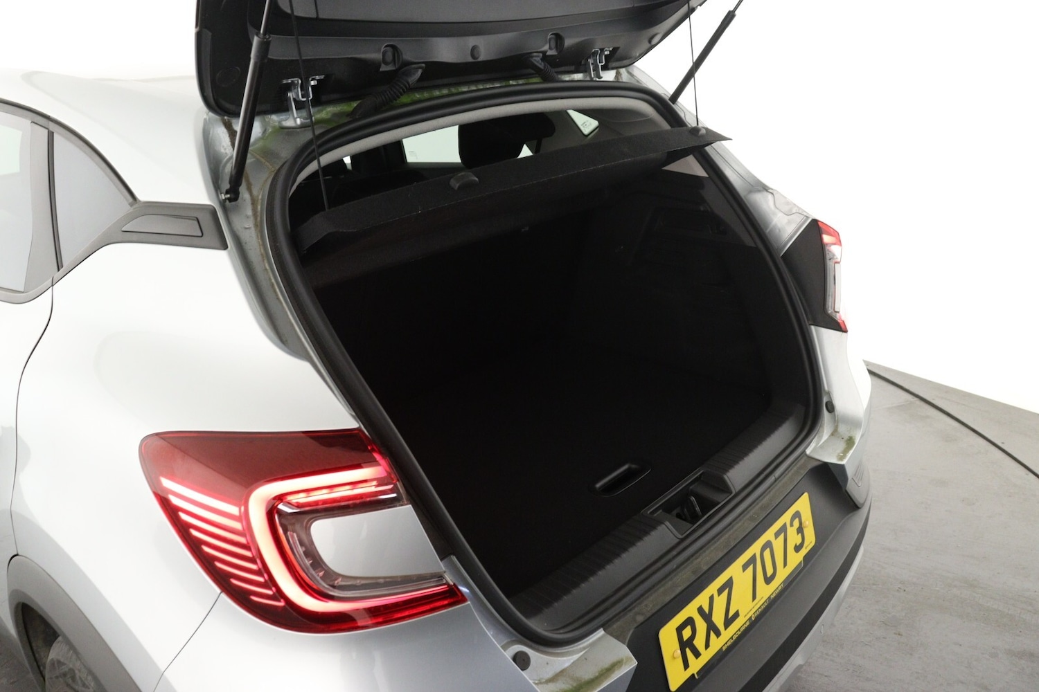 Used Renault Captur 2022 for sale - 75763662: Photo 9