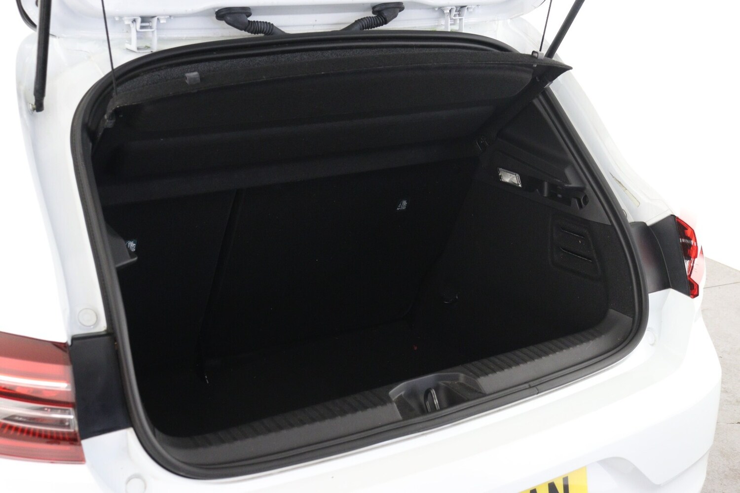 Used Renault Clio 2022 for sale - 77762737: Photo 10