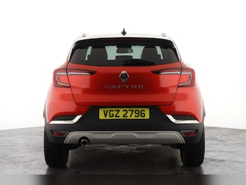 Used Renault Captur 2021 for sale - 77307688: Photo