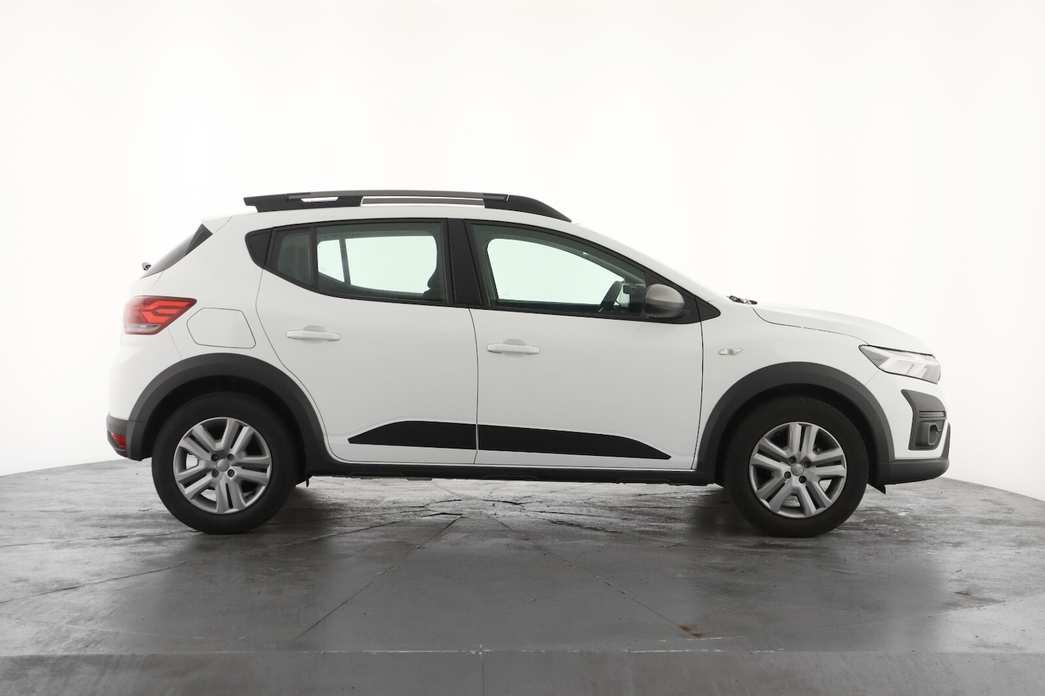 Used Dacia Sandero Stepway 2023 for sale - 78042096: Photo 5