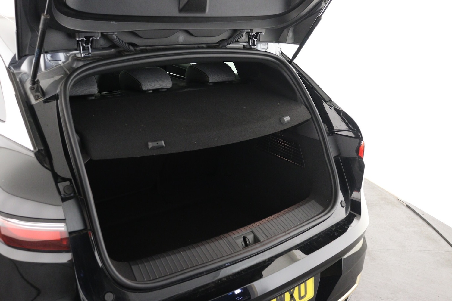 Used Renault Megane E Tech 2024 for sale - 76869651: Photo 10