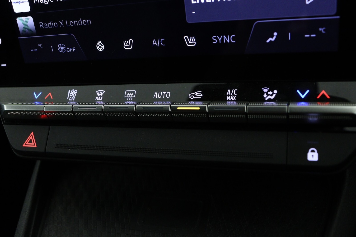 Used Renault Megane E Tech 2024 for sale - 76869651: Photo 20