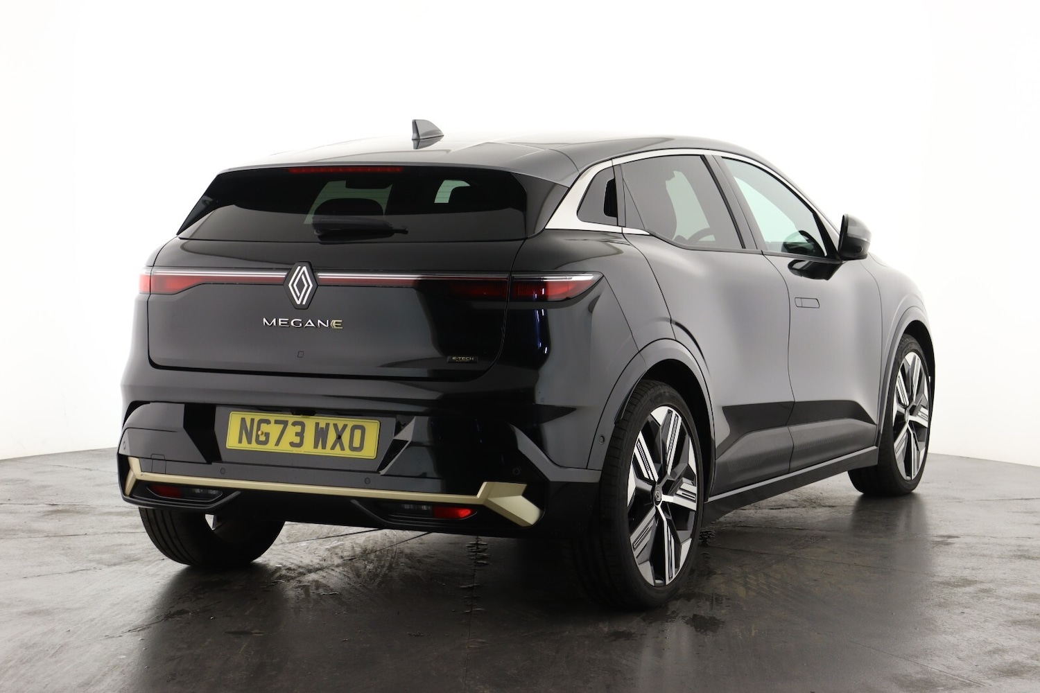 Used Renault Megane E Tech 2024 for sale - 76869651: Photo 3