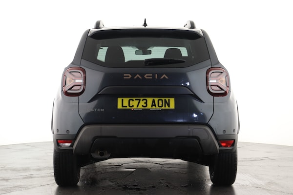 Used Dacia Duster 2023 for sale - 76168844: Photo 2