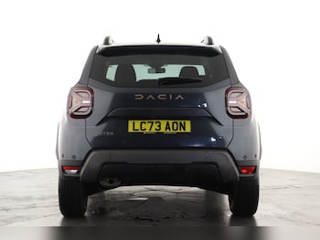 Used Dacia Duster 2023 for sale - 76168844: Photo 2