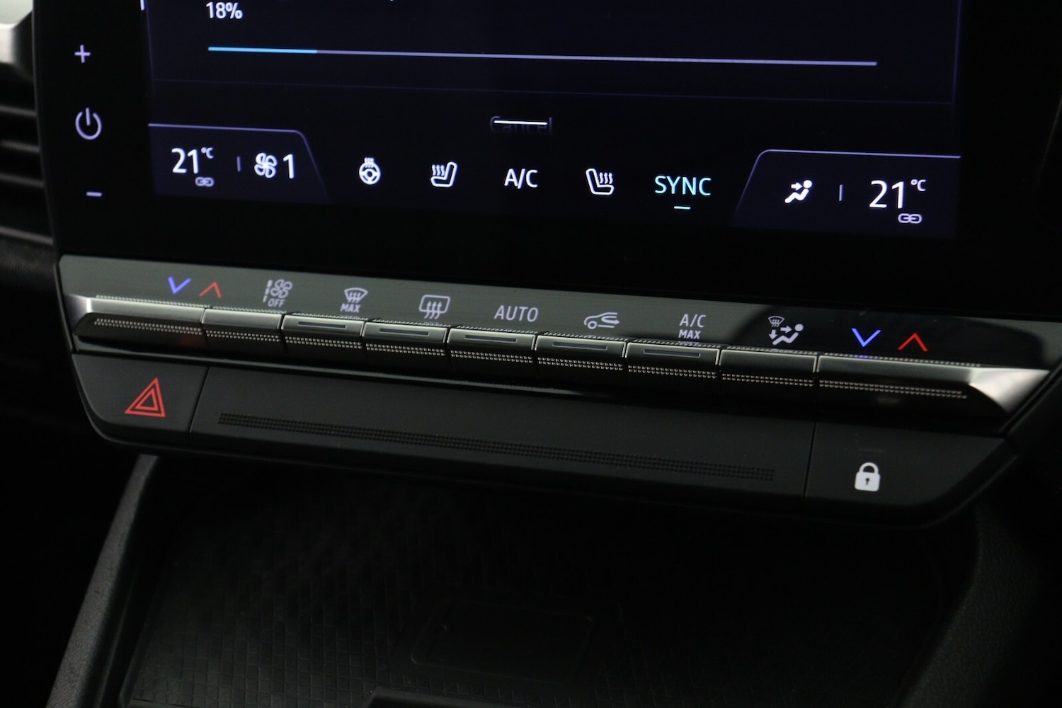 Used Renault Megane E Tech 2024 for sale - 76870229: Photo 21