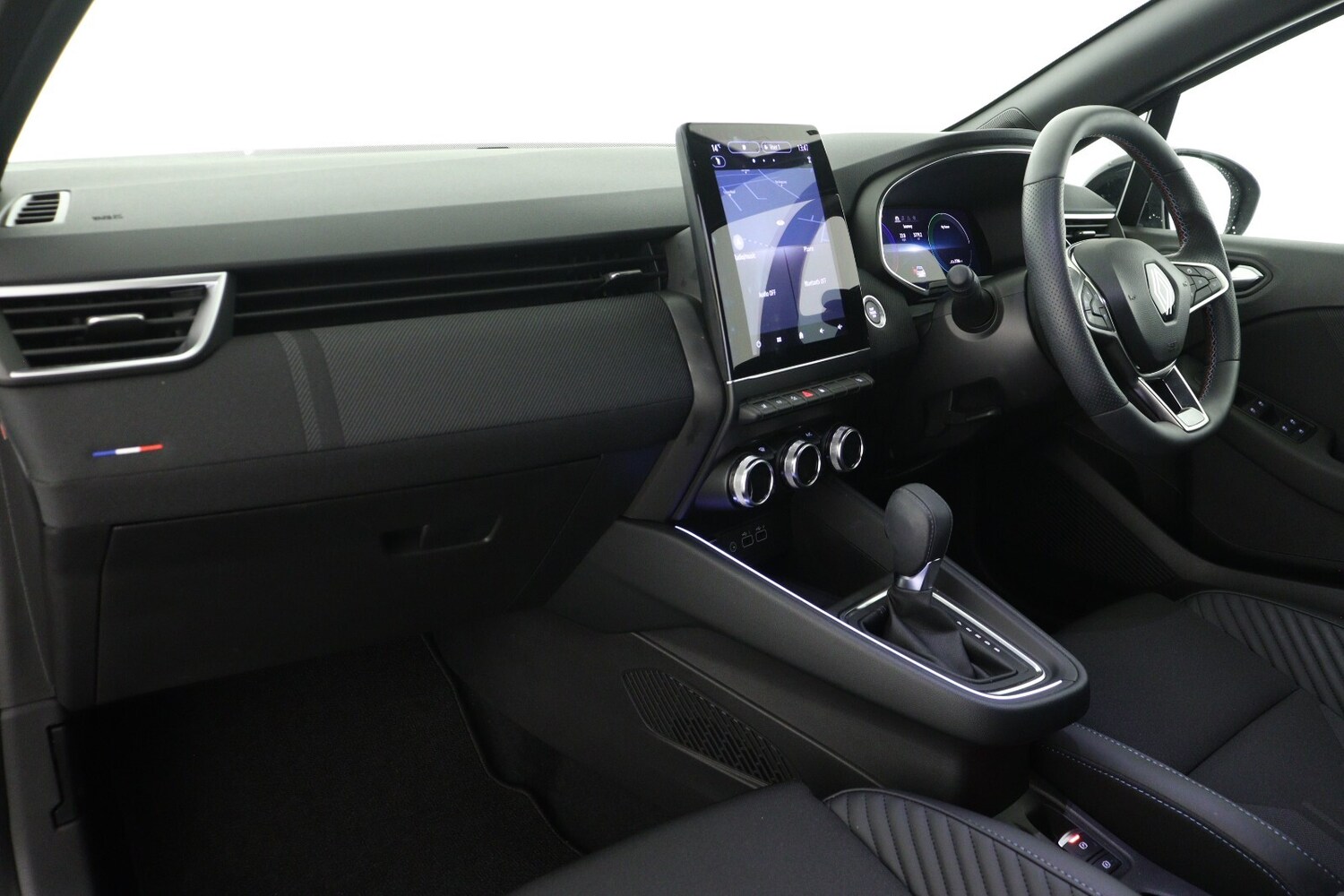 Used Renault Clio 2024 for sale - 76037858: Photo 12