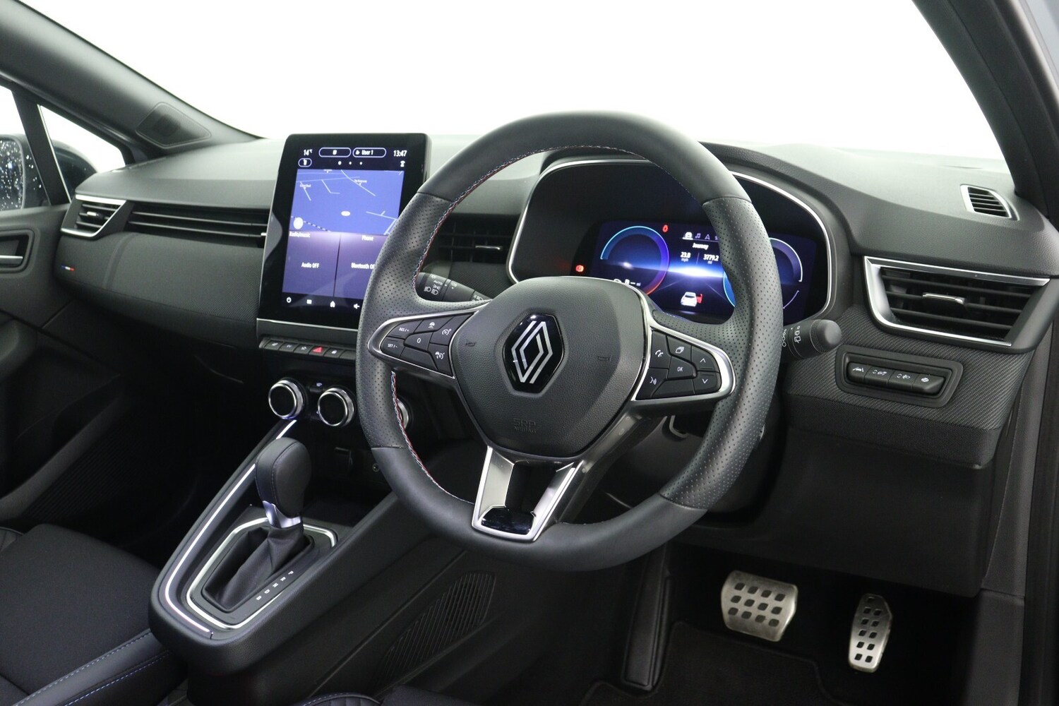 Used Renault Clio 2024 for sale - 76037858: Photo 14