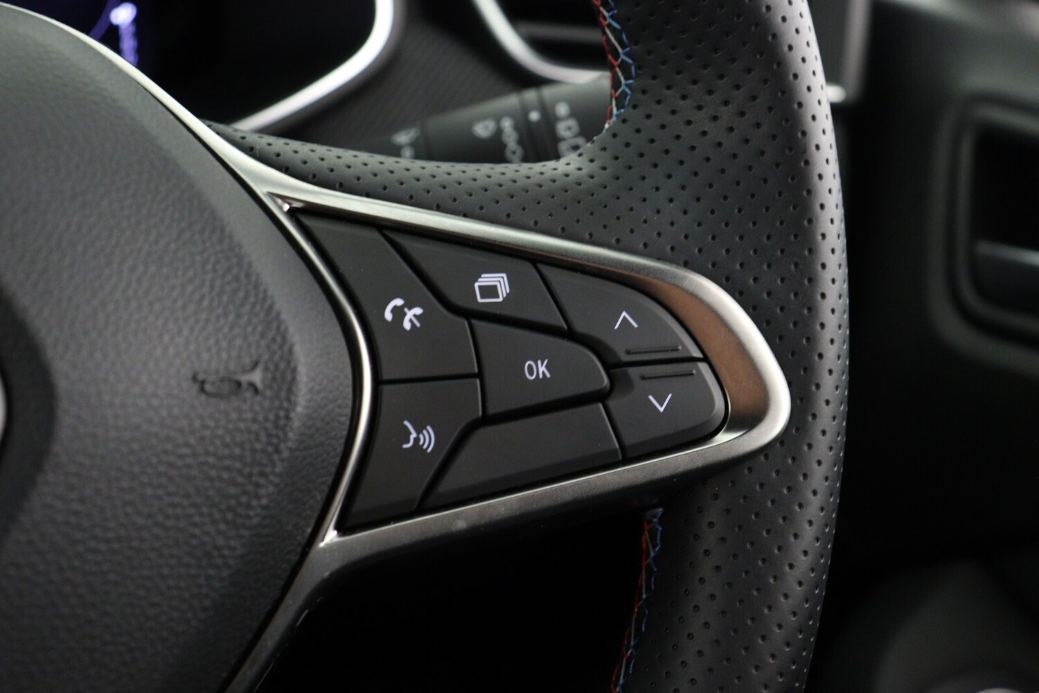 Used Renault Clio 2024 for sale - 76037858: Photo 26