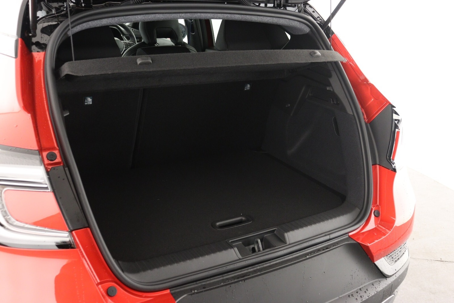 Used Renault Captur 2026 for sale - 77083648: Photo 9