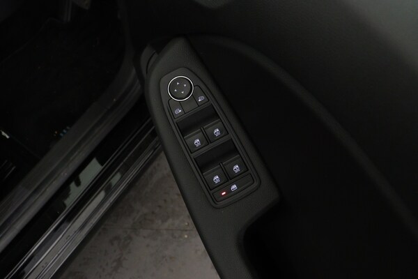Used Renault Clio 2023 for sale - 75763523: Photo 23