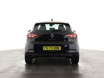 Used Renault Clio 2023 for sale - 75763523: Photo