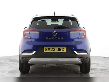 Used Renault Captur 2023 for sale - 78152655: Photo
