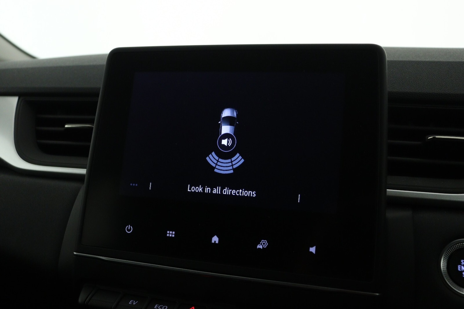 Used Renault Captur 2023 for sale - 76217053: Photo 18