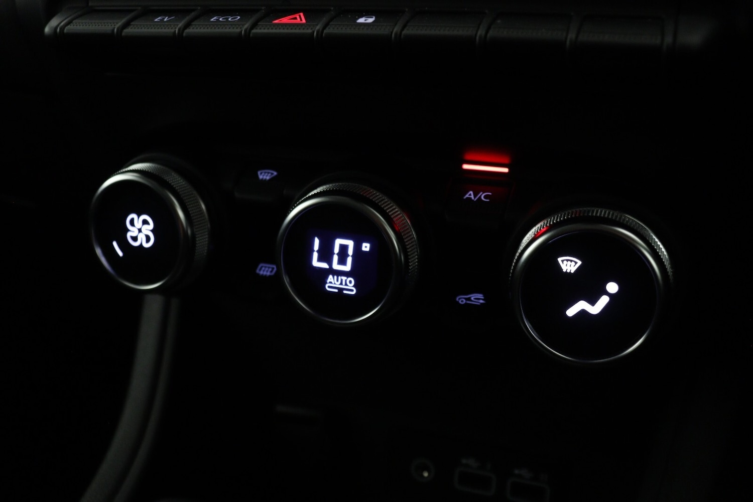 Used Renault Captur 2023 for sale - 76217053: Photo 19