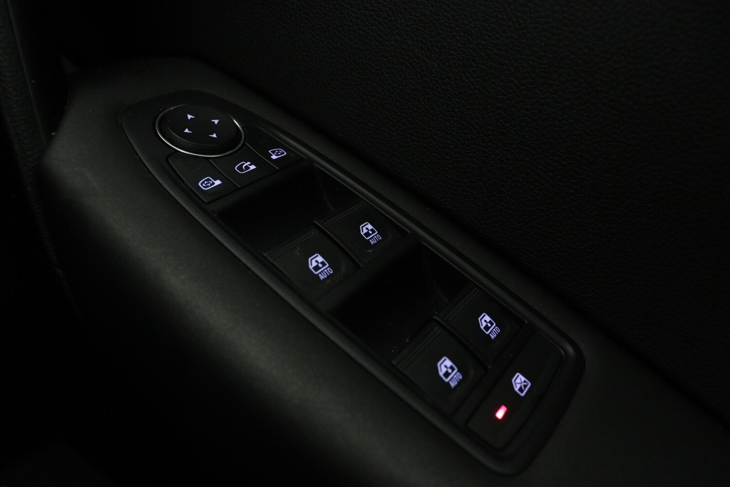 Used Renault Captur 2023 for sale - 76217053: Photo 24