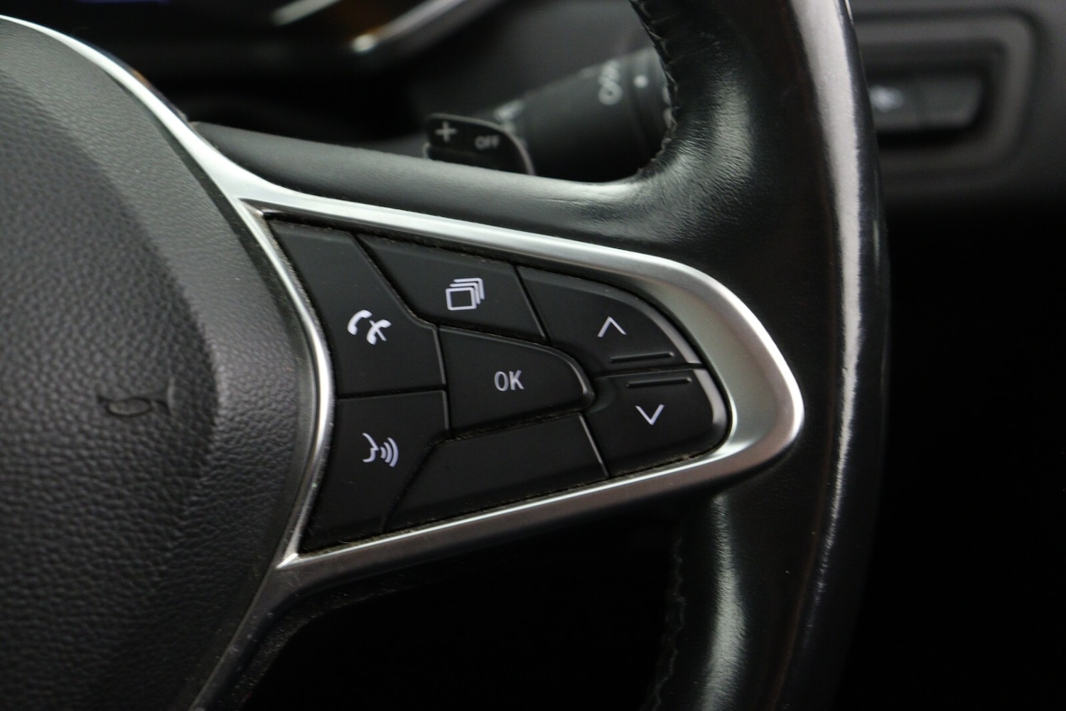 Used Renault Captur 2020 for sale - 78133609: Photo 24