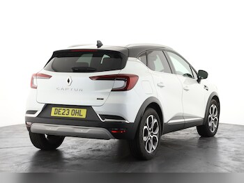 Used Renault Captur 2023 for sale - 78226155: Photo