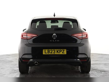 Used Renault Clio 2023 for sale - 78022268: Photo