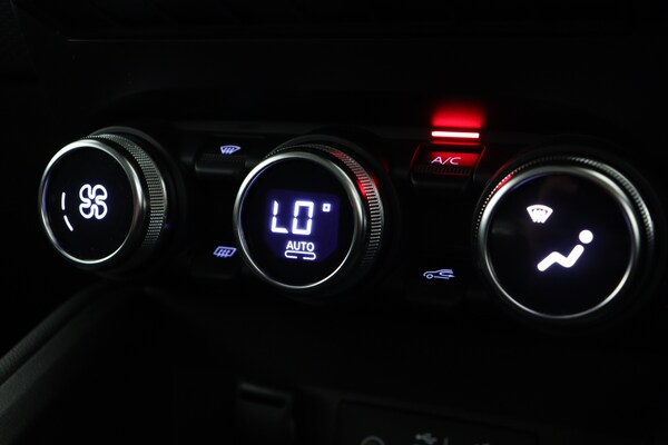 Used Renault Clio 2023 for sale - 75763702: Photo 19