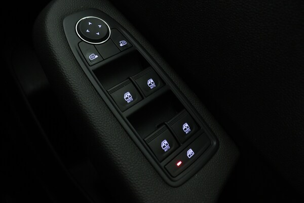 Used Renault Clio 2023 for sale - 75763702: Photo 25