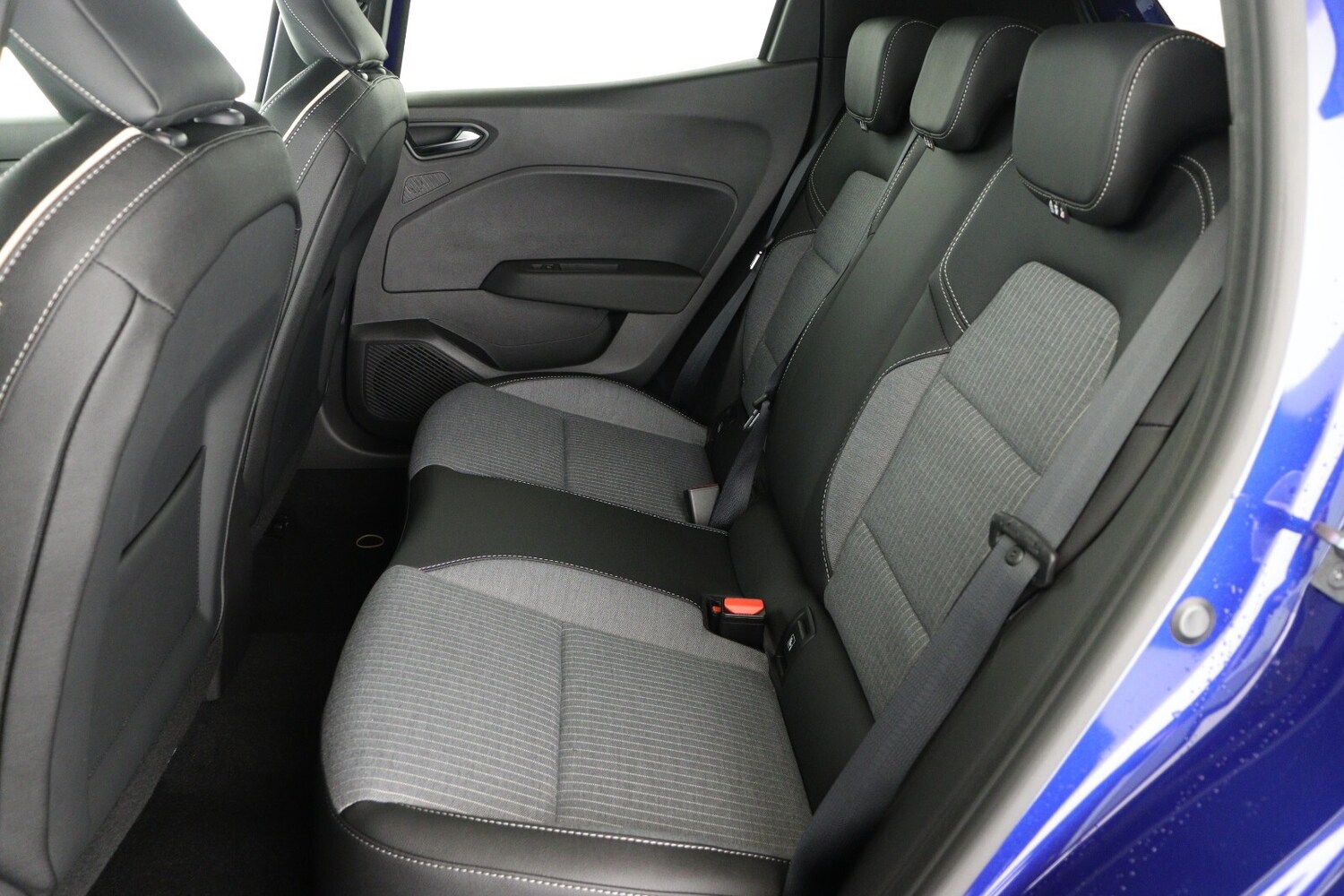 Used Renault Clio 2026 for sale - 77084896: Photo 12