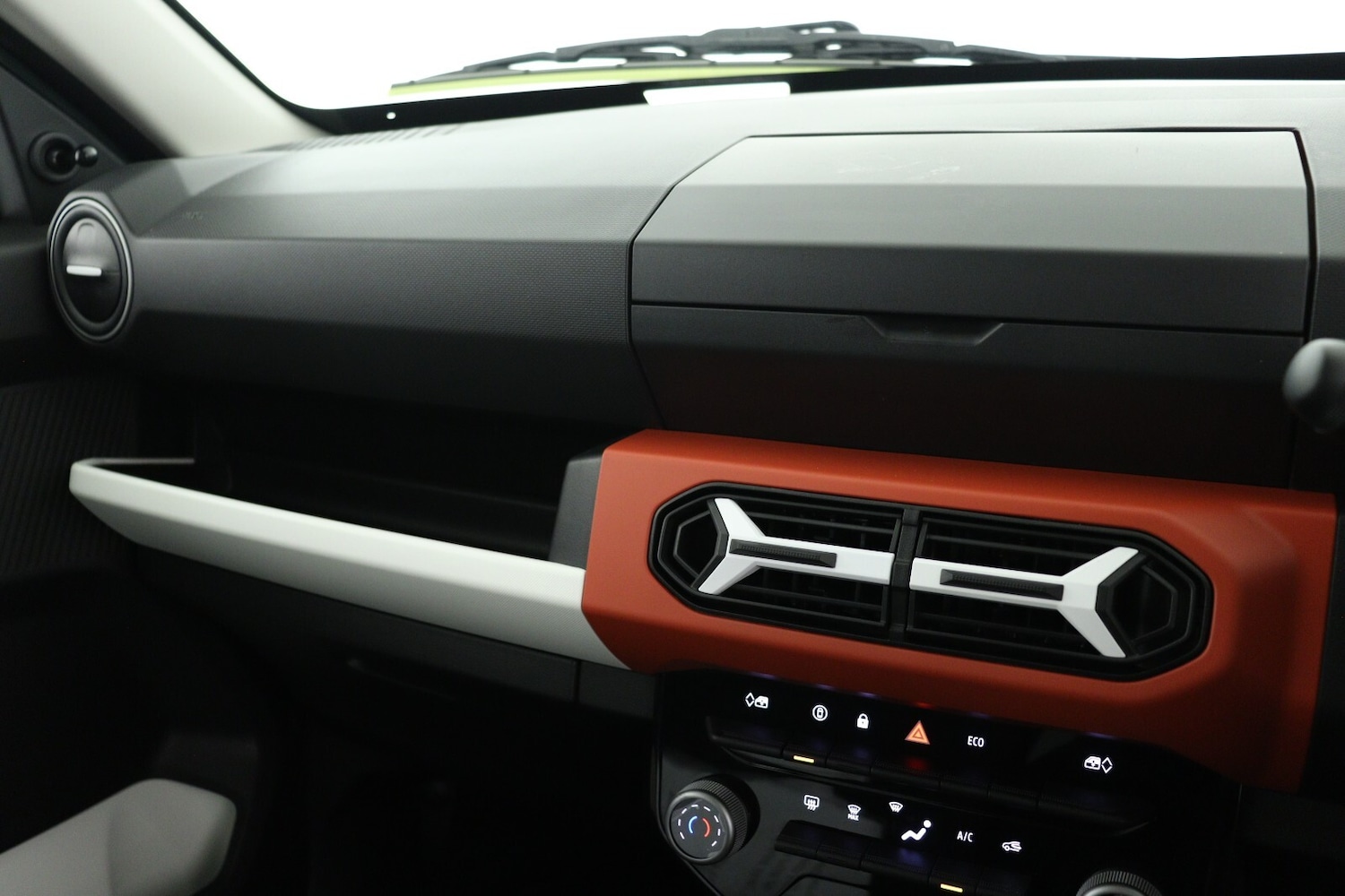 Used Dacia Spring 2025 for sale - 76871800: Photo 15